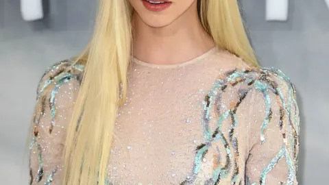 韩K联富川客场挑战榜首，专家分析期号24胜17质合推荐